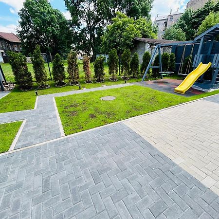 The Right Coast Apartment With Free Private Parking 里加 外观 照片