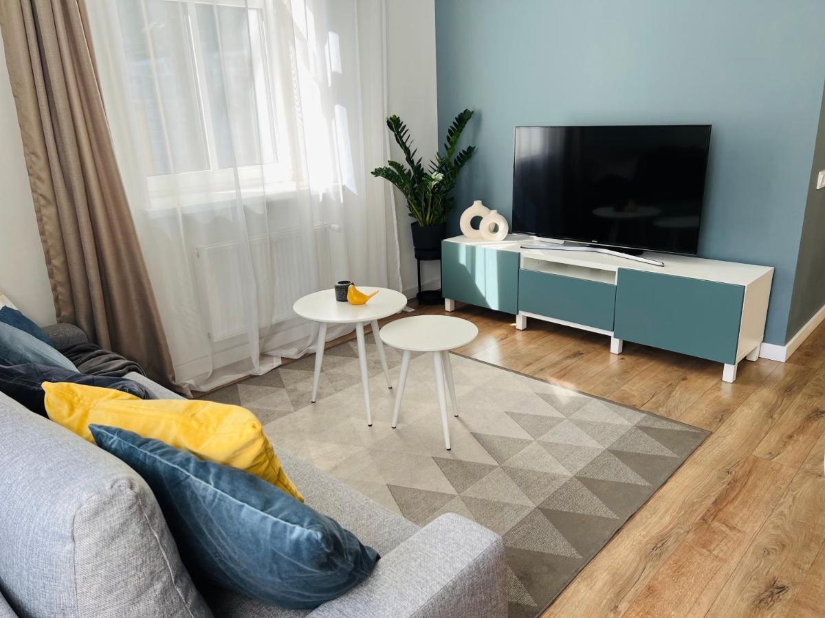 The Right Coast Apartment With Free Private Parking 里加 外观 照片