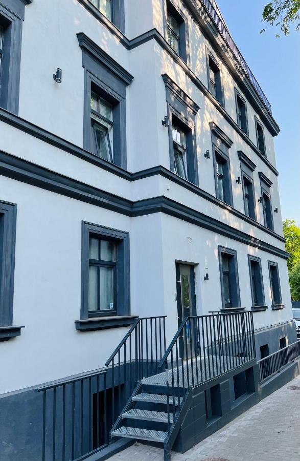 The Right Coast Apartment With Free Private Parking 里加 外观 照片