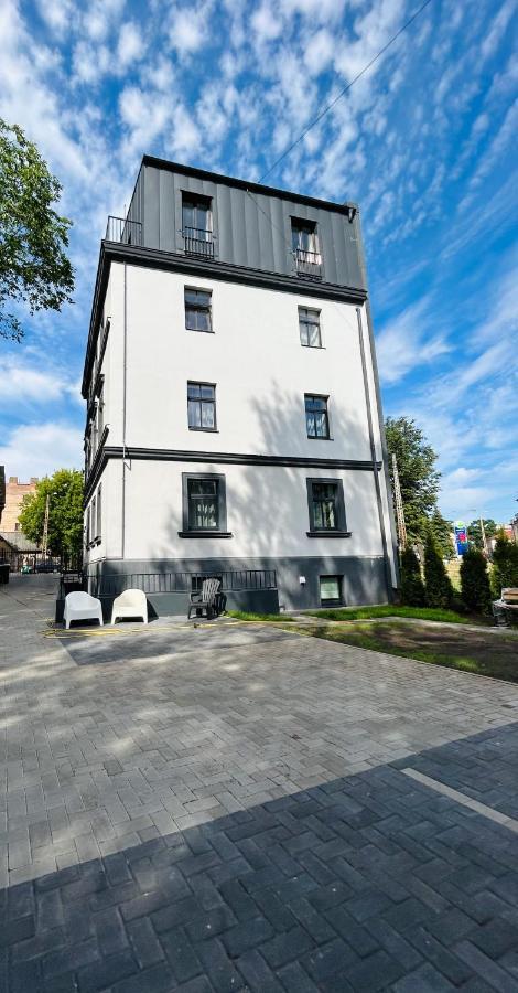 The Right Coast Apartment With Free Private Parking 里加 外观 照片